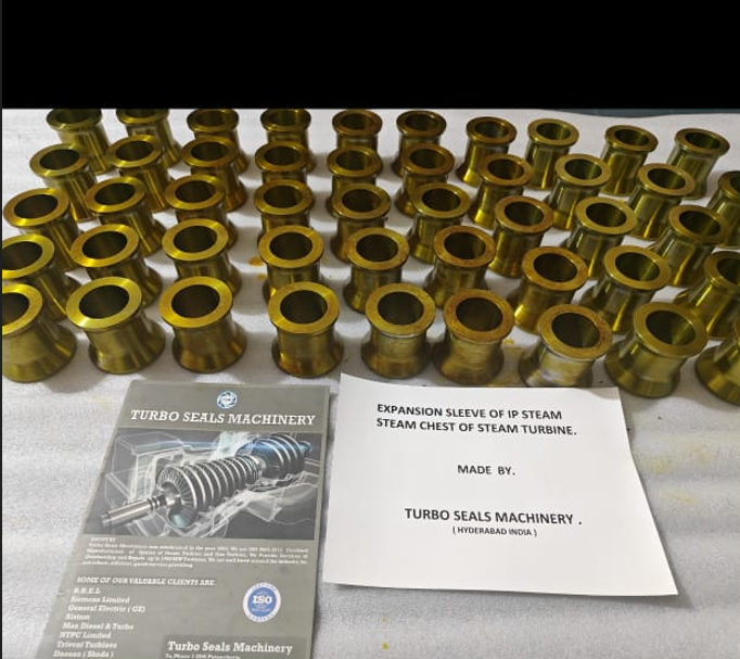 Steam turbine expansion sleeves